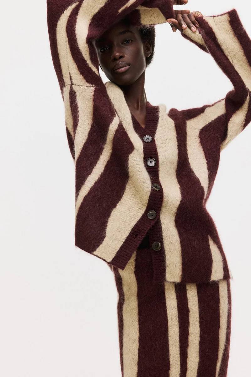 اتش اند ام كارديغان من مزيج الموهير المحبوك بنقشة الجاكار