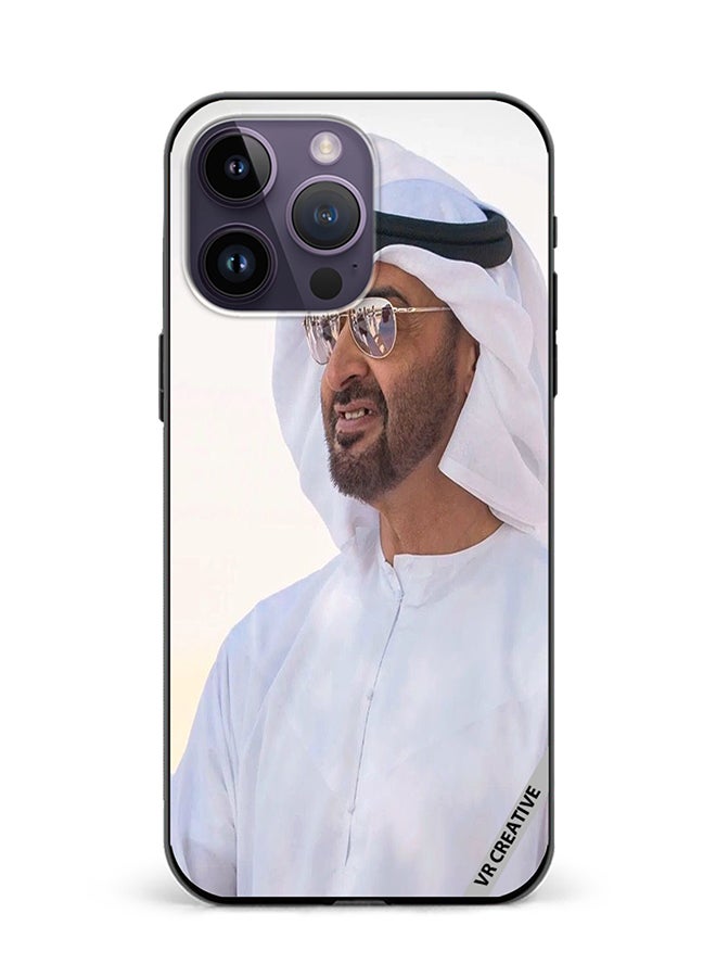 VR CREATIVE غطاء واقي لجهاز آبل آيفون 16 برو بتصميم الشيخ محمد بن زايد آل نهيان متعدد الألوان - Image 1