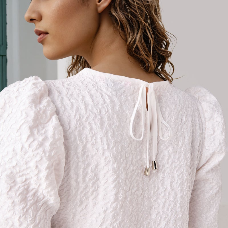 تواكستريمز فستان ميدي بتصميم - بأكمام منفوشة ونقوش - Image 4