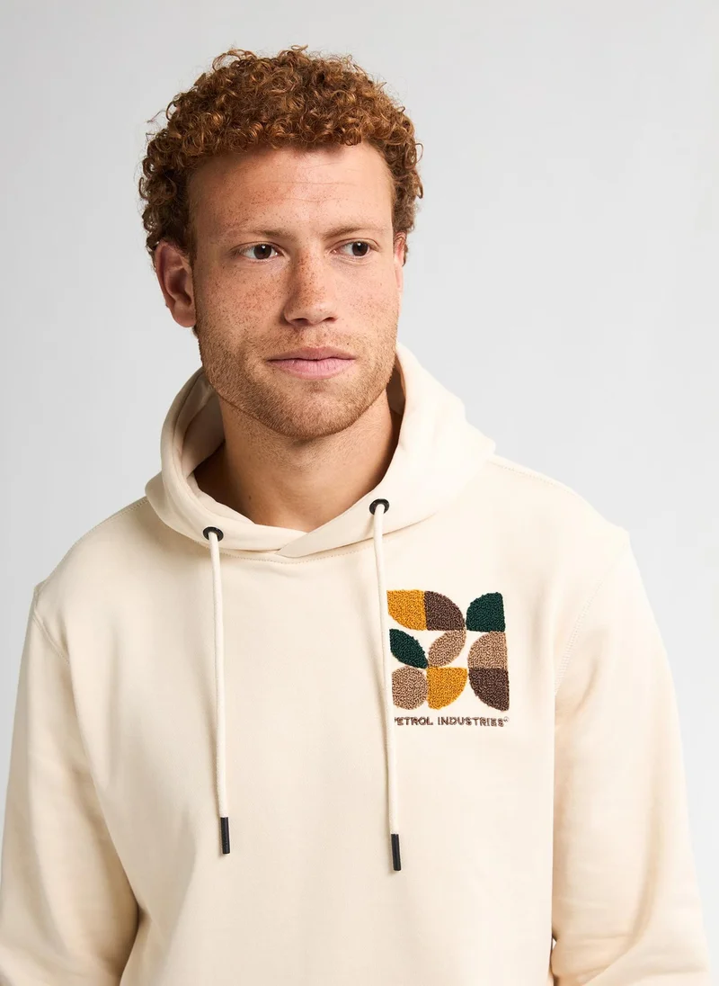 بترول اندستريز كنزة رجالية بغطاء رأس وطبعة