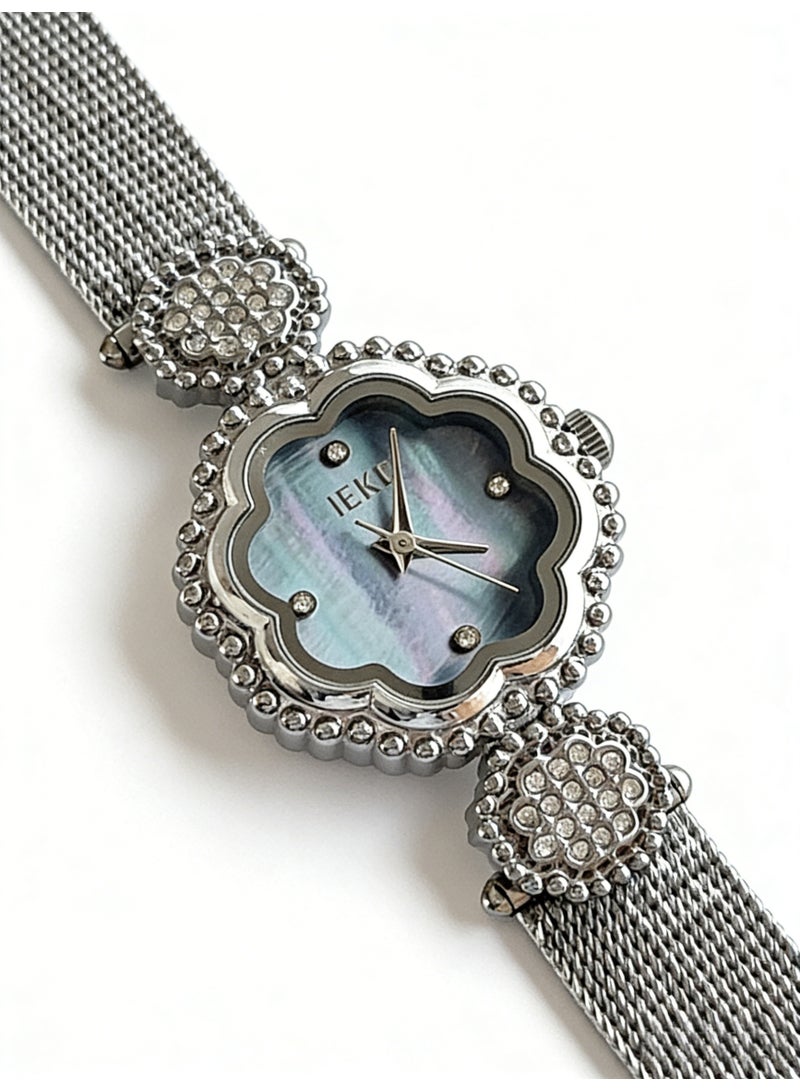 اياكي IEKE Best-Selling Silver Flower-Shaped Watch - Luxury Crystal-Accented Blue Mother-of-Pearl Dial Mesh Bracelet Women's Quartz Wristwatch (Trending Hot Item) - Image 4