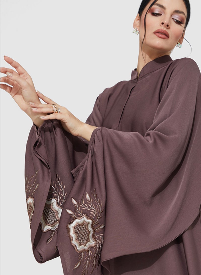 Rosette Abaya Abaya embroidery on flowing sleeves, adding elegance and charm - Image 2