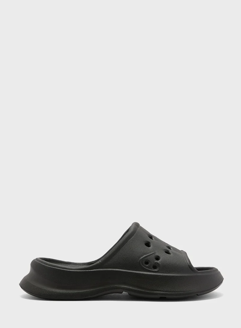 جينجر Chunky Slides With Front Strap Cut Out