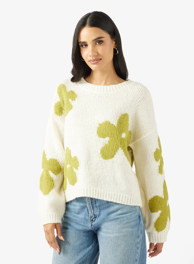 اونلي كنزة صوفية بأكمام طويلة وياقة دائرية بطبعة زهور