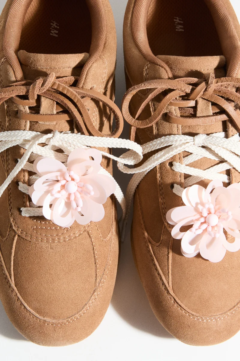 H&M  2-pack flower shoe charms for Women | Best Price UAE