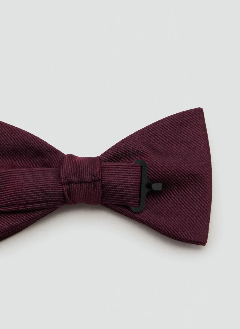 مانجو مان ربطة عنق كلاسيكية بنسيج دقيق