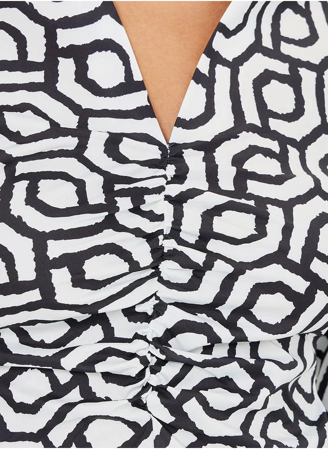 ستايلي Geo Print Ruched Detail Regular Fit Blouse