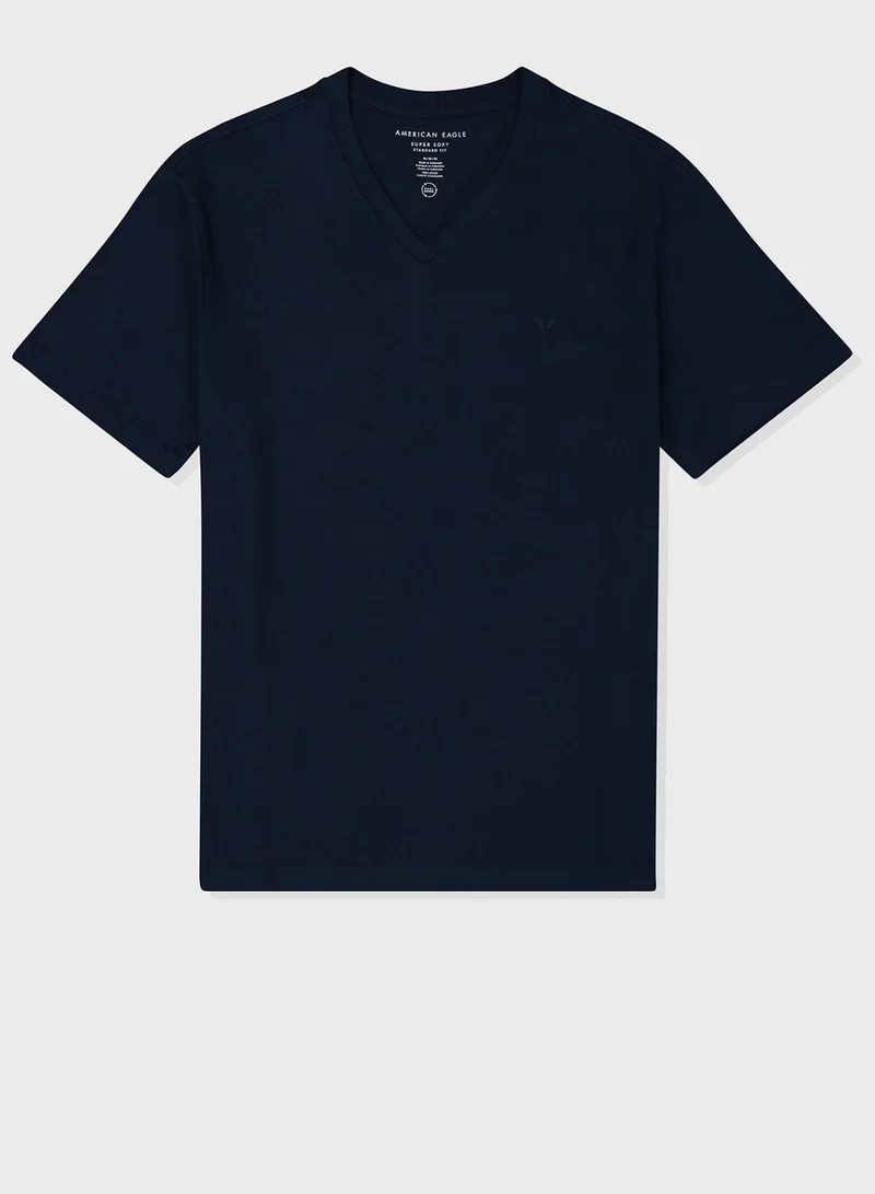 امريكان ايجل Essential V-Neck T-Shirt