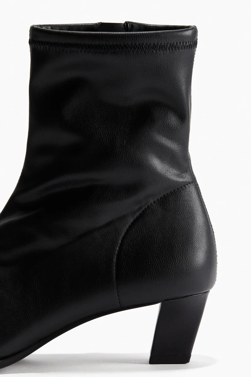 اتش اند ام Pointed Ankle Boots