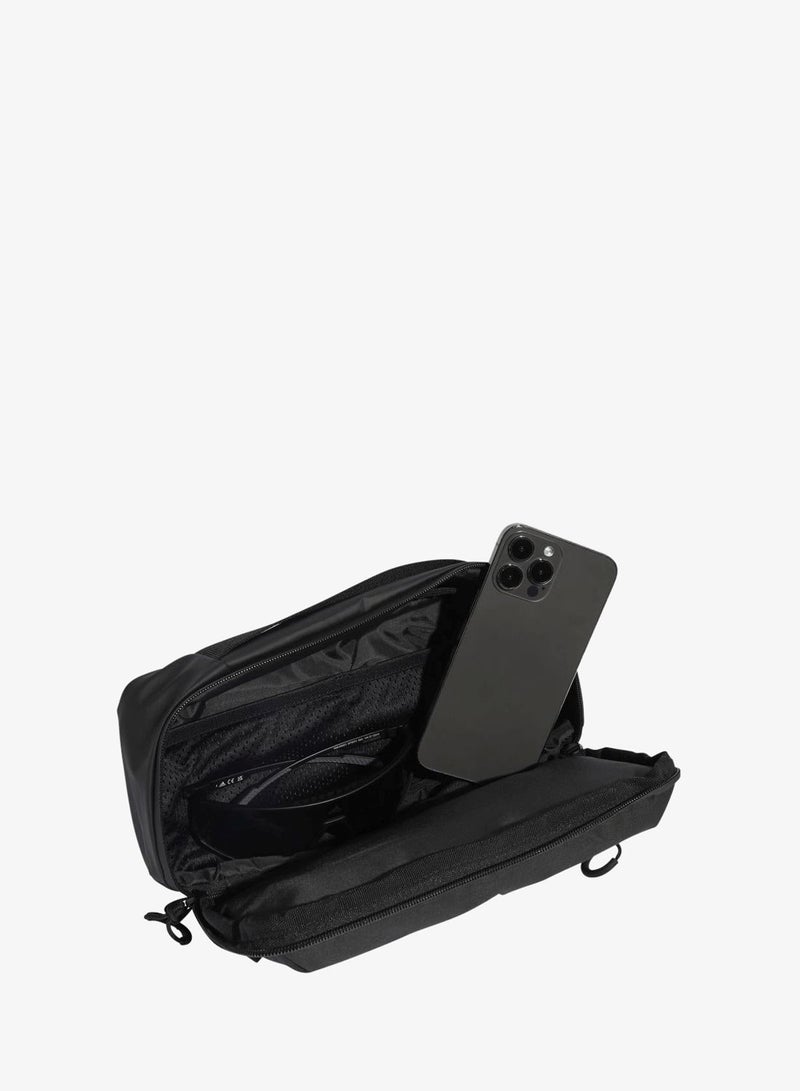 Adidas MERCEDES - AMG PETRONAS FORMULA 1 ENGINEERS & MARKETING WAISTBAG - Image 4