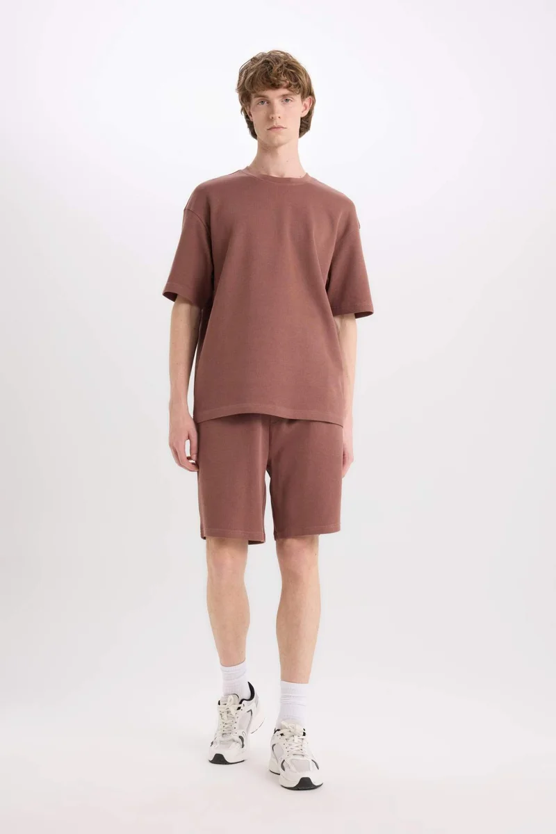 ديفاكتو Cotton Boxy Fit Crew Neck Short Sleeve T-Shirt