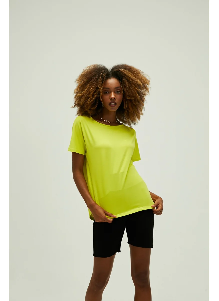 باد بير Women's Sulfur T-Shirt Nidra