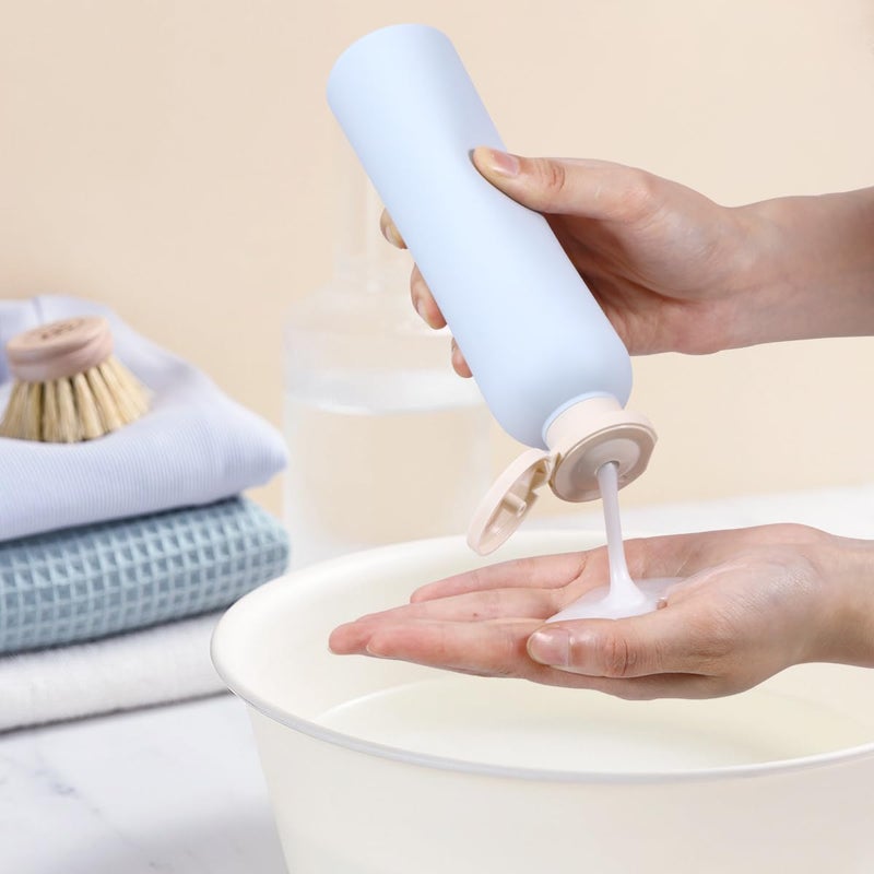 UMETASS Travel Shampoo Bottle, Empty Plastic Squeeze Bottles 8.8oz with Flip Cap, Lotion Container for Toiletries Travel Size Shampoo and Conditioner - Image 4