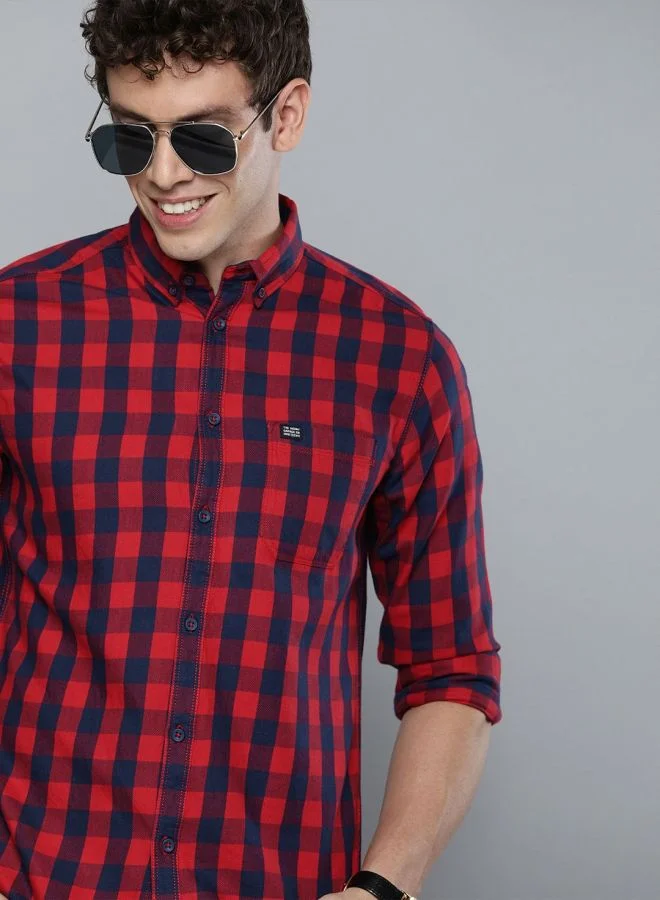 The Indian Garage Co Men Slim Fit Checkered Full Sleeves Cutaway Collar Casual Shirt