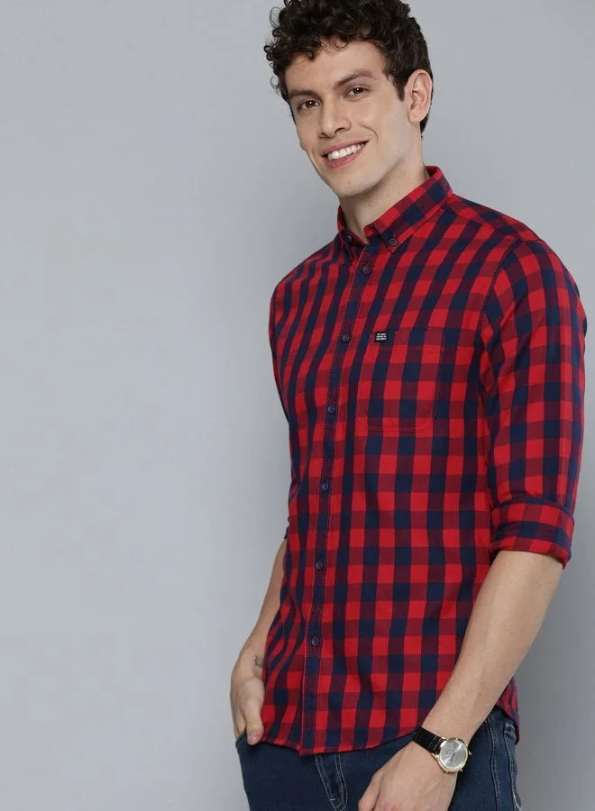 The Indian Garage Co Men Slim Fit Checkered Full Sleeves Cutaway Collar Casual Shirt