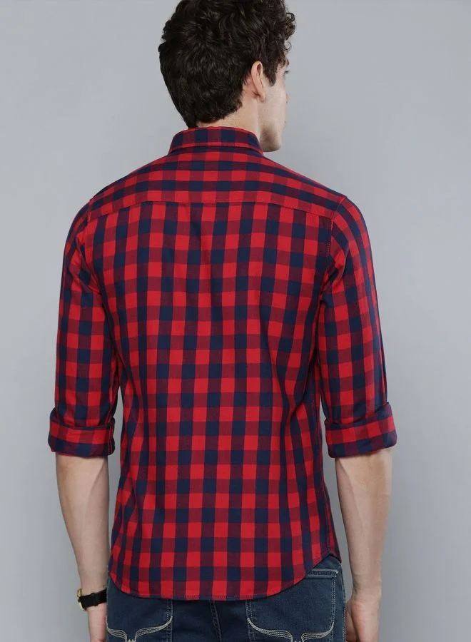 The Indian Garage Co Men Slim Fit Checkered Full Sleeves Cutaway Collar Casual Shirt