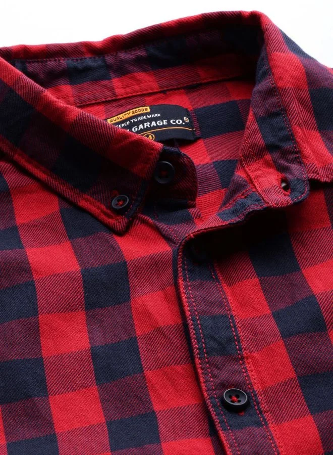 The Indian Garage Co Men Slim Fit Checkered Full Sleeves Cutaway Collar Casual Shirt