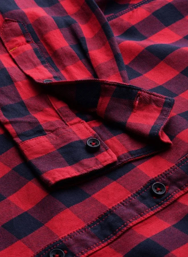 The Indian Garage Co Men Slim Fit Checkered Full Sleeves Cutaway Collar Casual Shirt