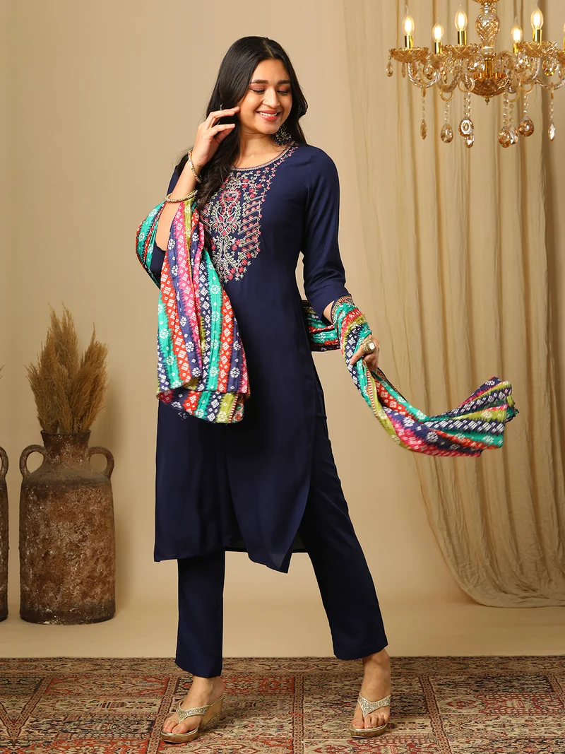 globus Women Floral Embroidered Regular Thread Work Kurta With Trousers & With Dupatta