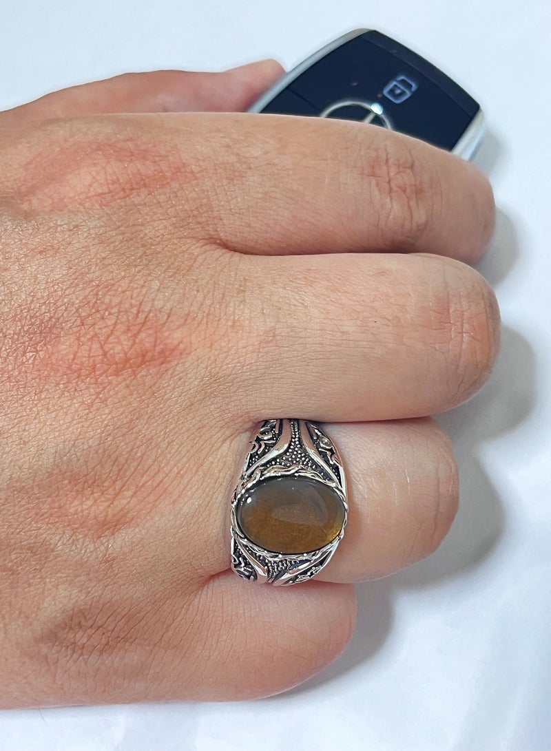 Trendy Retro Distressed Signet Ring - Image 2