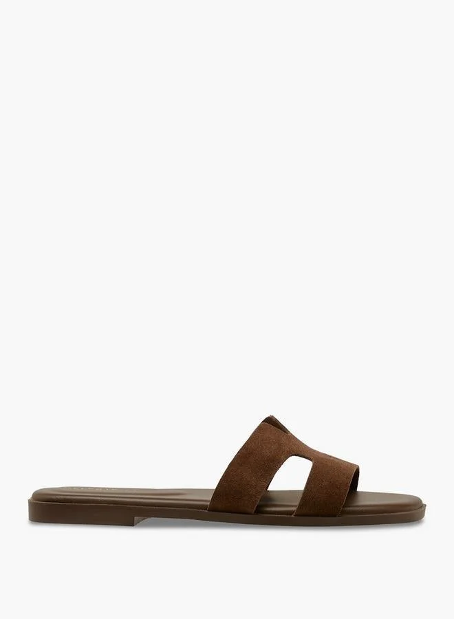 سيليست Women Slip-On Leather Sandals