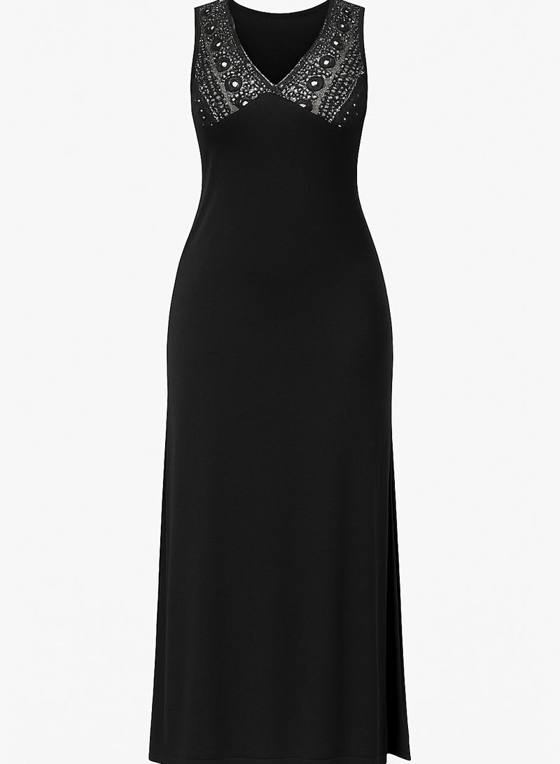 Women's long nightgown, size XL, black, modern and comfortable design for special occasions and relaxation