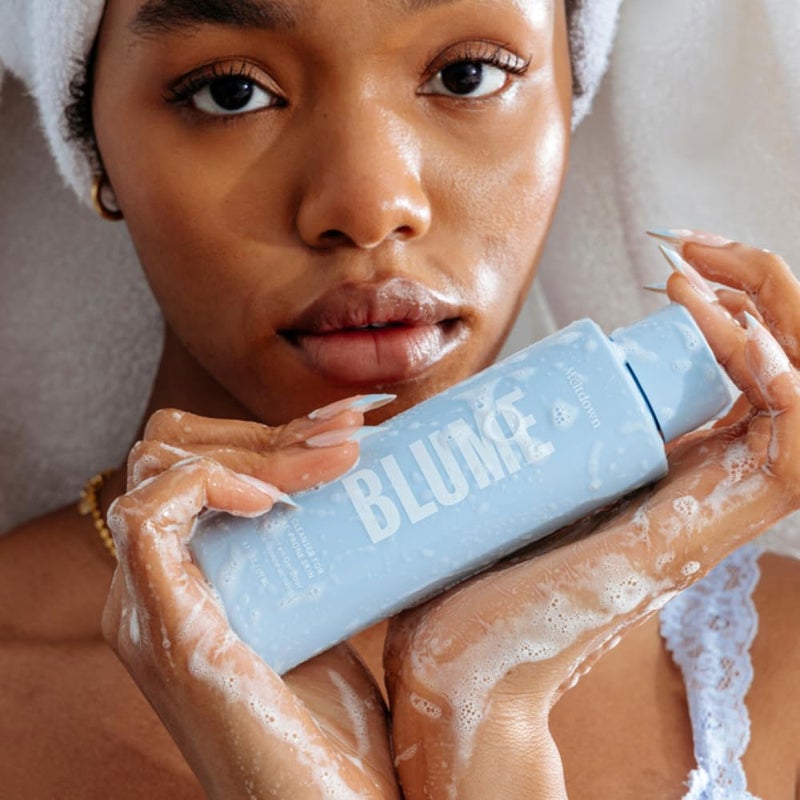 Blume Meltdown Salicylic Acid Cleanser - Balancing Gel Face Wash for Oily Skin - Hydrating Facial Cleanser with Glycerin & Ceramides - Non-Stripping & Makeup-Removing Skin Care (6 oz) - Image 3