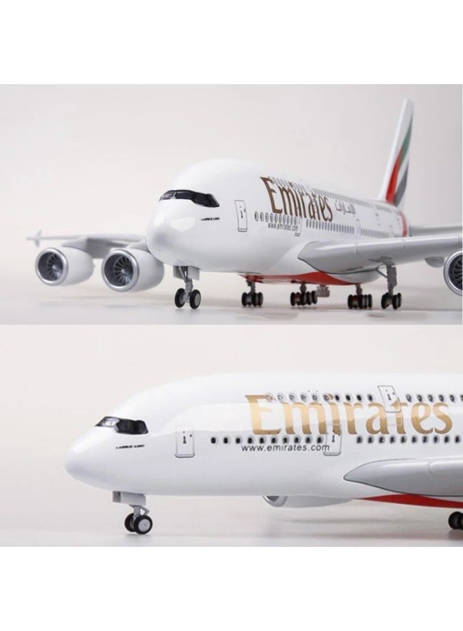 Super Large Passenger Plane 1:160 46cm A380 Emirates UAE Lighted Aviation Simulation Aircraft Model-Color:Arrival Emirates 380 With Wheels And No Lights - Image 5