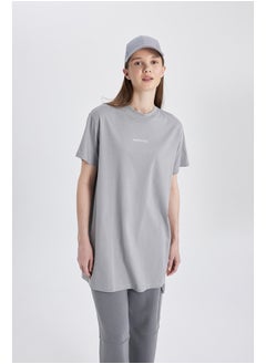 Woman Regular Fit Bike Neck Knitted Short Sleeve Tunic