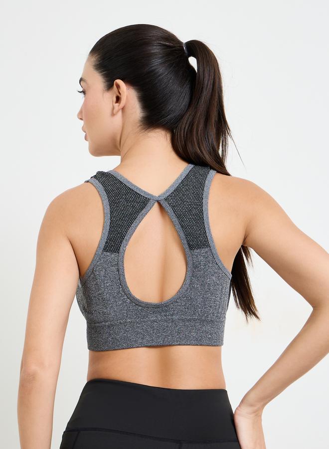 Styli Active Grey Seamless Tear Drop Back Peep Sports Bra - Image 4