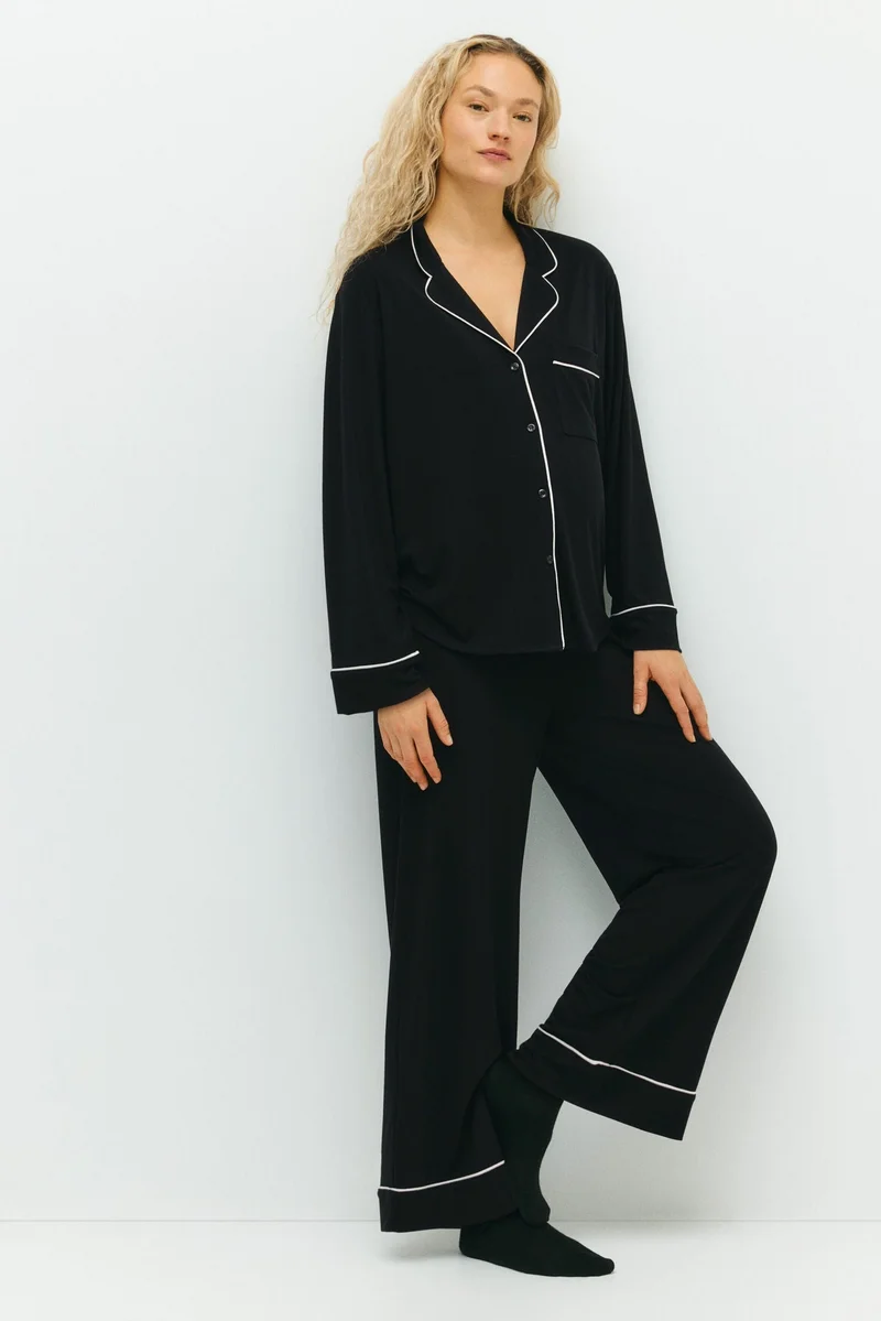 H&M MAMA Piping-detail pyjamas