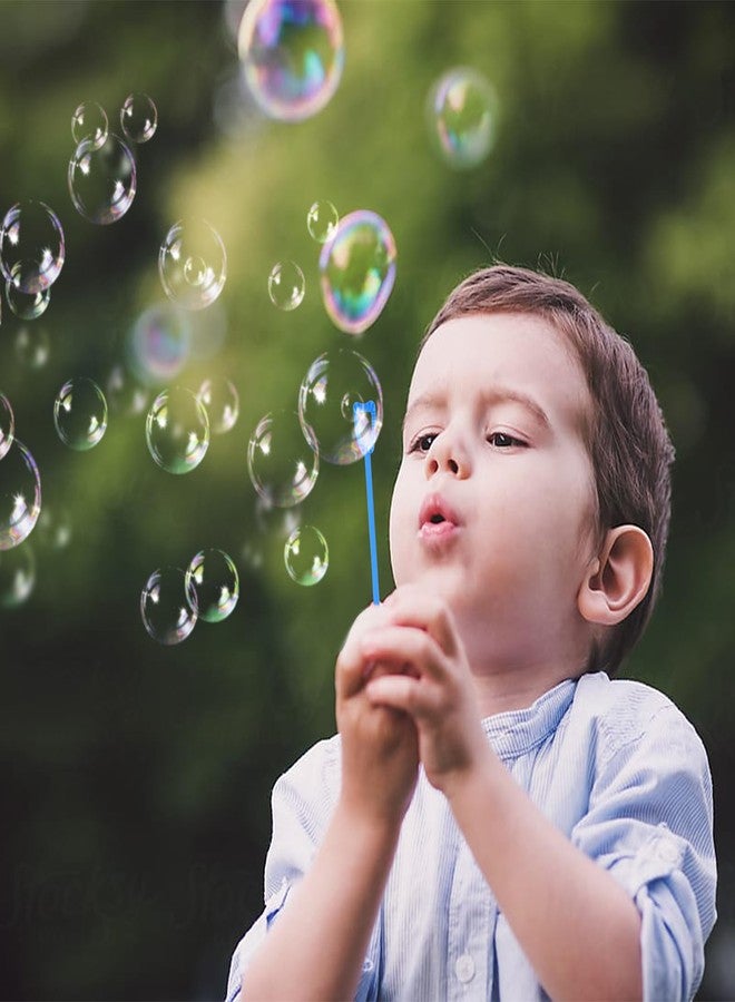 JGCWorker 32 Pack Mini Star Bubble Wands for Kids Party Favors, Assorted Red, White Blue Bubble in Bulk Summer Toy for 4th of July, Independence Day, Memorial Day, Goodie Bags, Outdoor Fun, Birthday Parties - Image 4