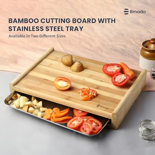 Bmado Bamboo Cutting Board with Stainless Steel Tray – (Medium) Wooden Chopping Board with Pull-Out Sliding Drawer Container (33 x 23 x 6 cm) for Kitchen & Food Prep - Image 5