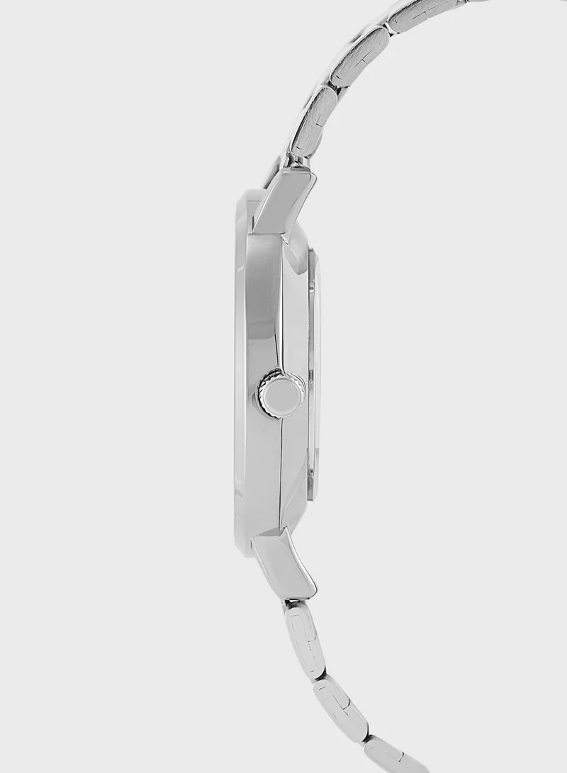 كاسيو ساعة أنالوج بسوار من الفولاذ