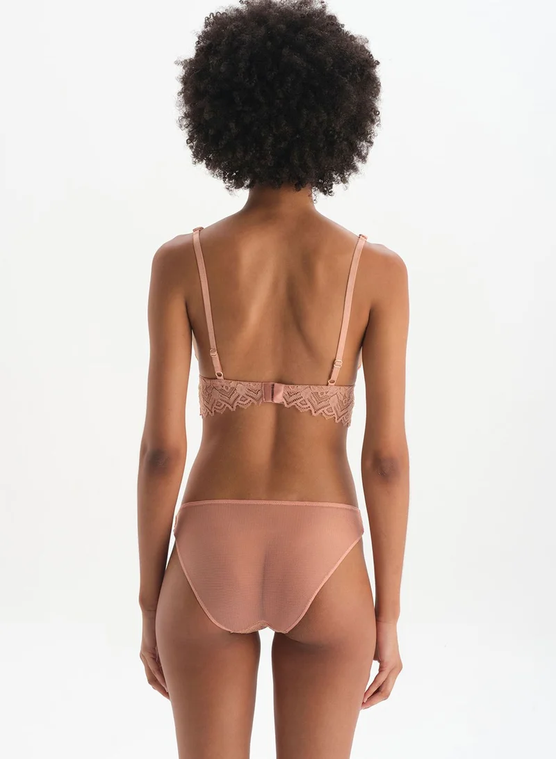 dagi Lace Detail Brief