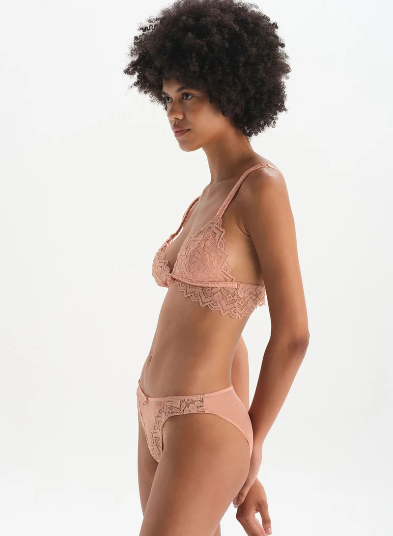 dagi Lace Detail Brief