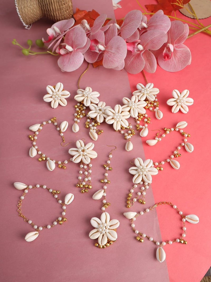 NMII Traditional Kaudi Sea Shell Golden Bells & White Moti Pearls Jewellery Set For Bridal Women & Girls | Includes Necklace, Ear Chain, Maang Tikka, Chain Bracelet | Wedding, Haldi, Mehandi, Occasion - Image 5