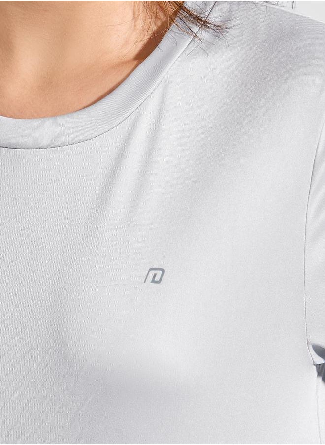 Styli Logo Detail Short Sleeves Basic Top  - Image 3