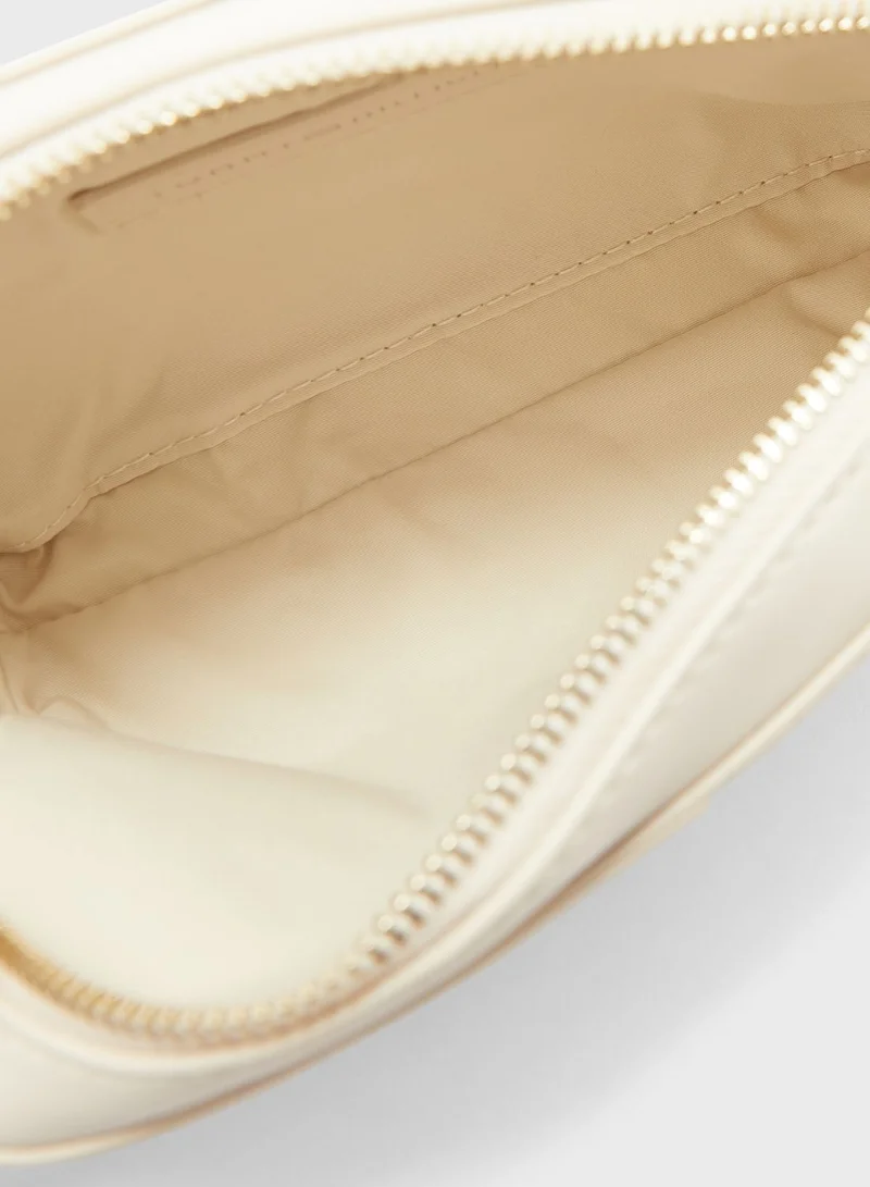 TOMMY HILFIGER Feminine Crossbody Bag