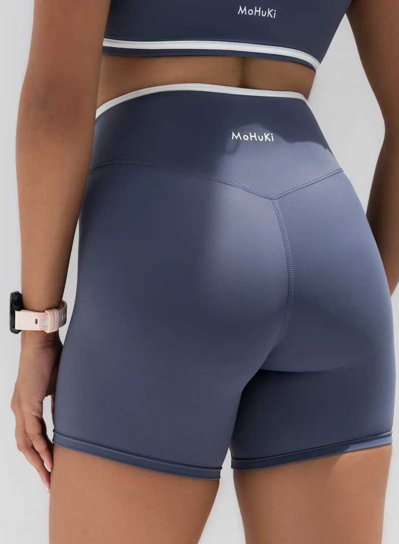 Contour Active Short