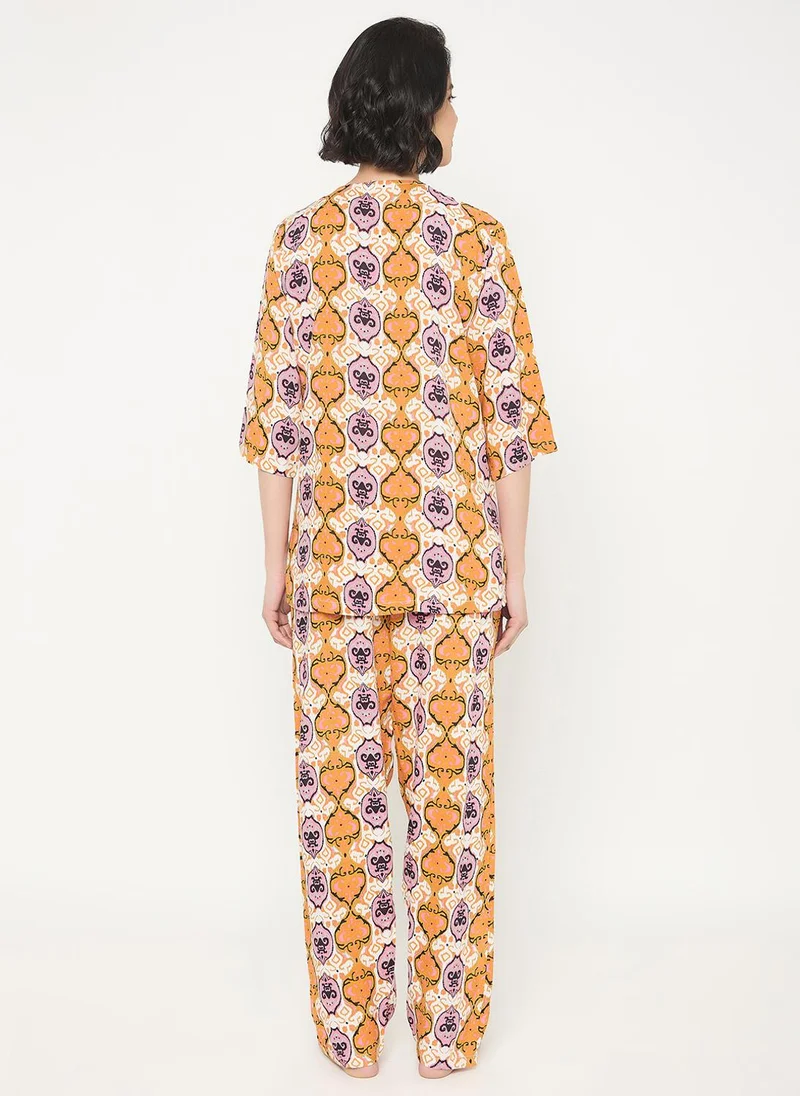 كلوفيا Clovia Printed Top & Pyjama Set in Multicolour - Rayon
