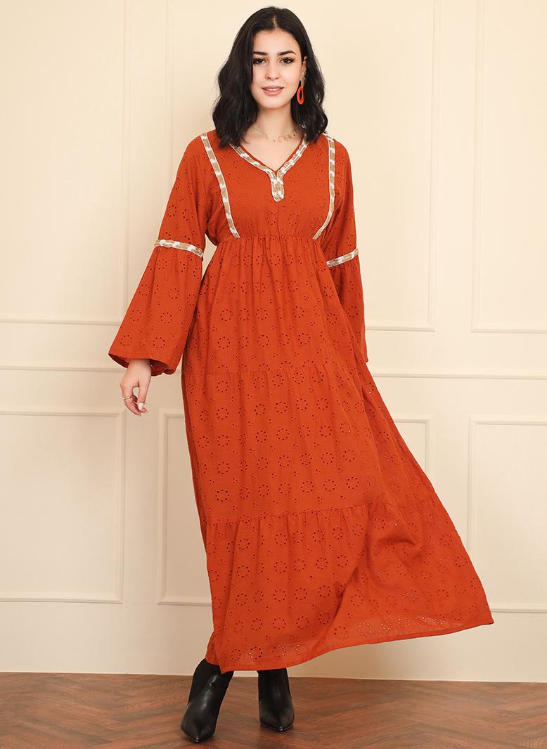 فرايديين كلاسيك انيق طوق على شكل V اللون الصامد تطريز بإمتصاص حزام مزخرف الاكمام المتوهجة فساتين طويلة برتقالي - Image 1