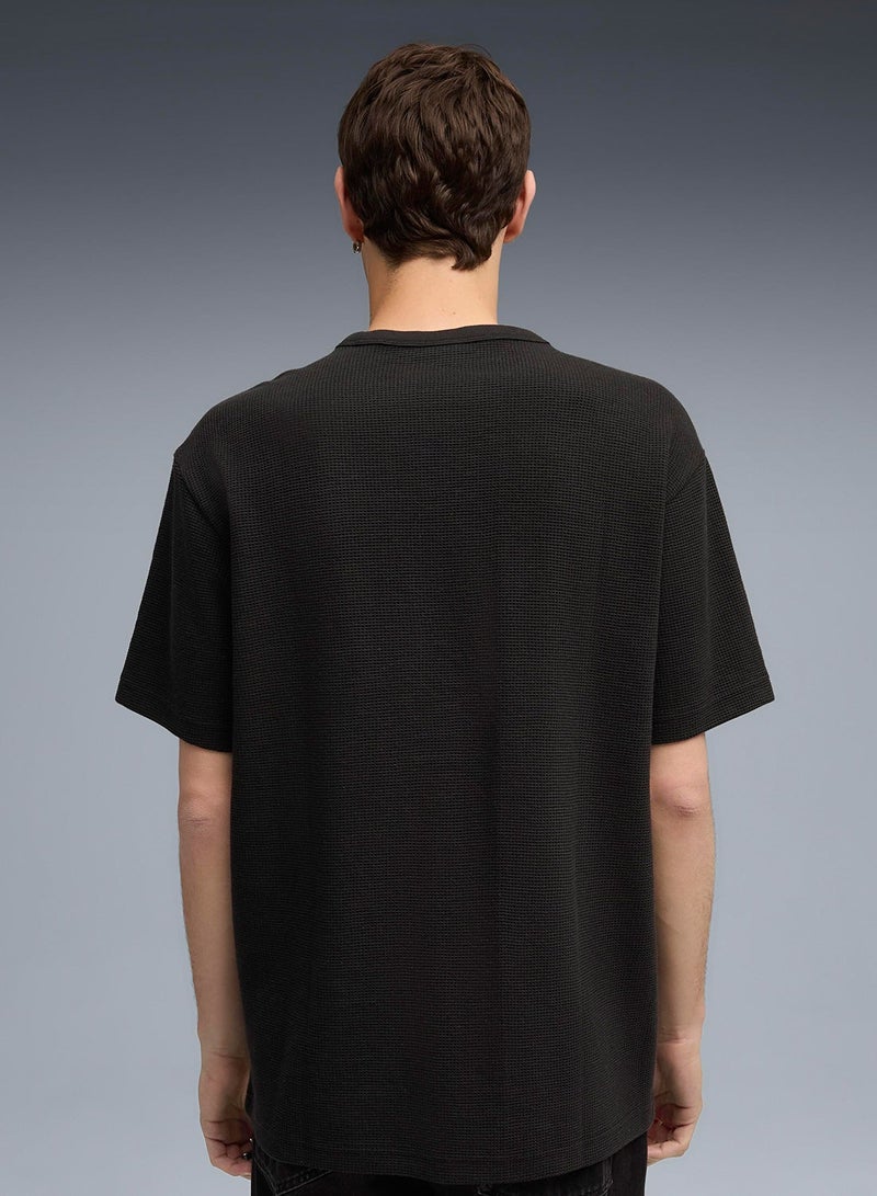 PUMA Classics Relaxed Pinnacle T-Shirt - Image 2