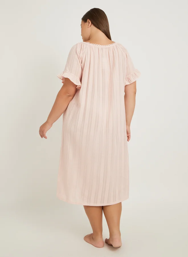 Styli Plus Size Circle Lace Broderie Trim Nightdress