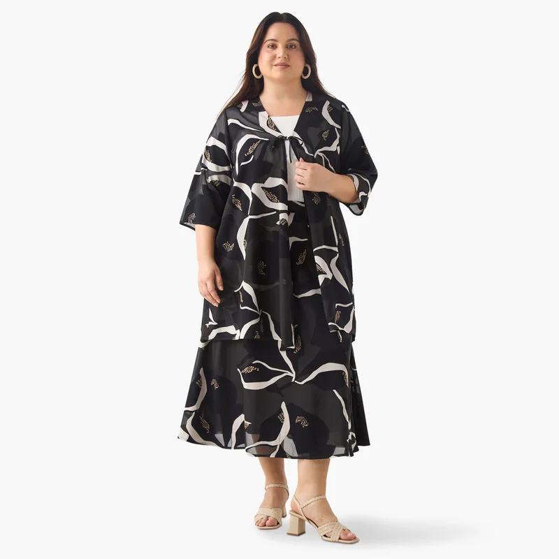  أولا بوبكن Plus Size Ulla Popken Printed Kimono Shrug with 3/4 Sleeves and Tie-Up Detail