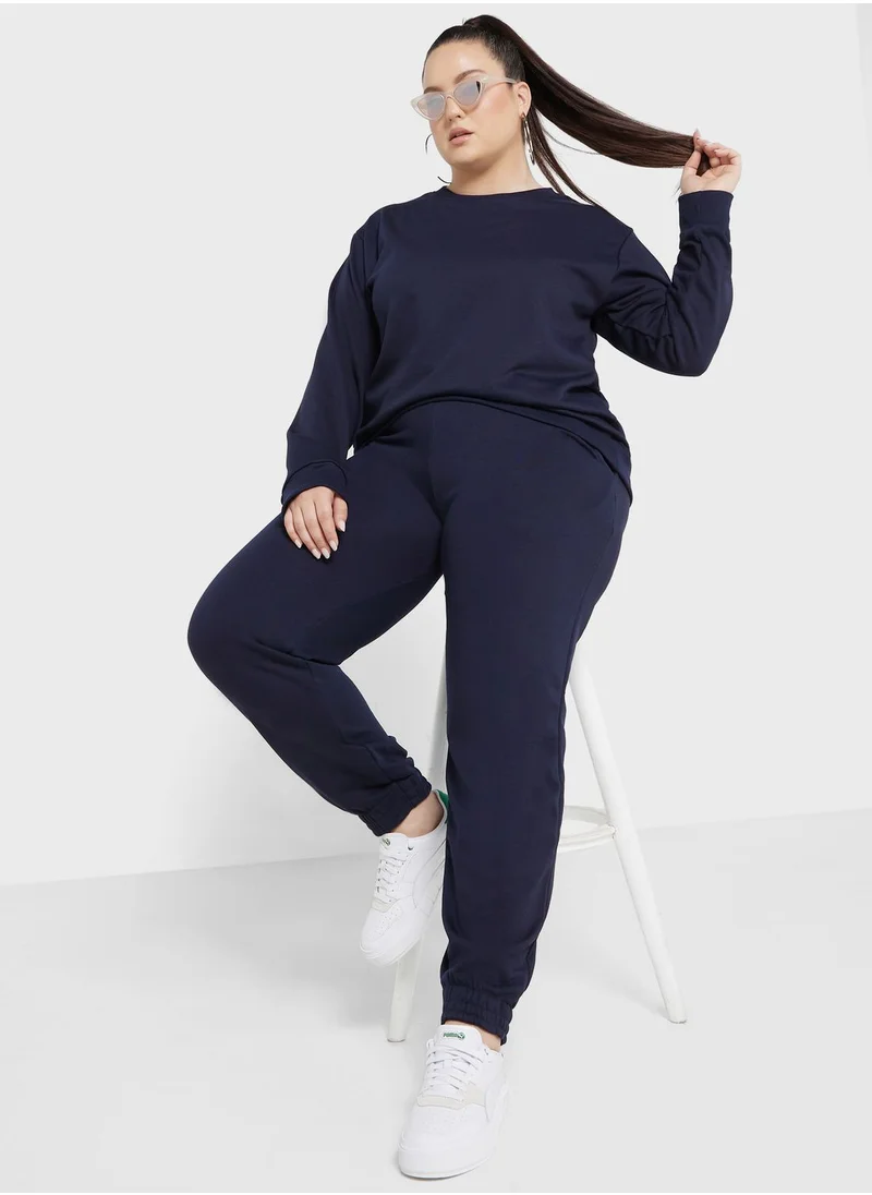 جينجر بلس Essential Crew Neck Sweatshirt