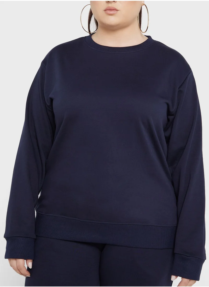 جينجر بلس Essential Crew Neck Sweatshirt