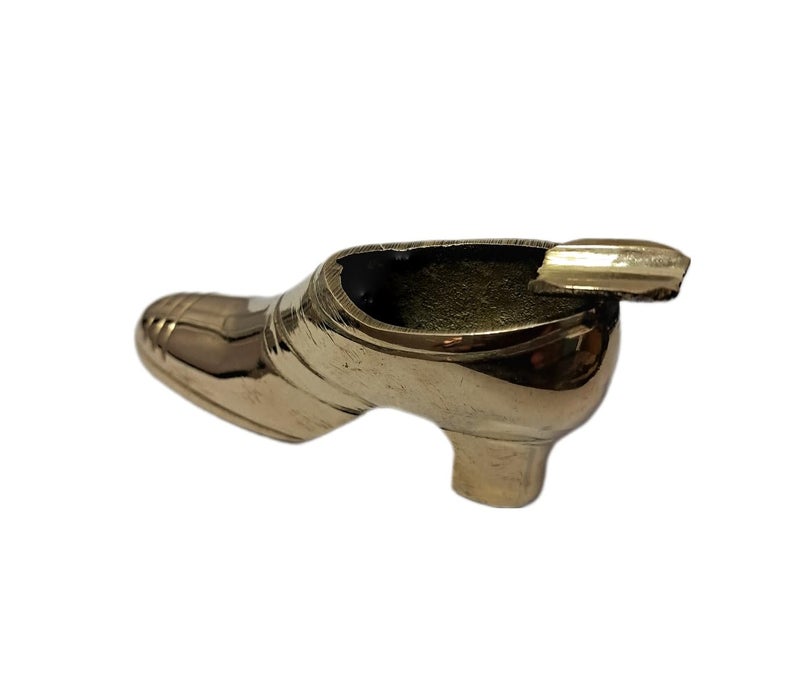 مبخرة تريشفار مزخرفة على شكل صندل بكعب عالٍ من النحاس بتصميم عتيق قديم لعرضه على الطاولة، قطعة قابلة للجمع، ديكور منزلي، هدية لمحبي التدخين 10 سم × 5 سم × 2 سم - Image 4