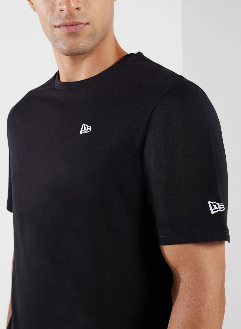 NEW ERA  New Era Essential T-shirt  | Best Price UAE