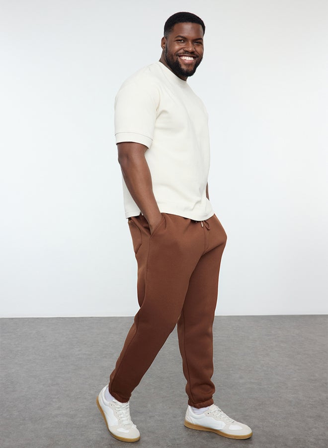 trendyol Brown Plus Size Regular/Normal Cut Elastic Leg Jogger Fleece Sweatpants TMNAW24AJ00002  - Image 5